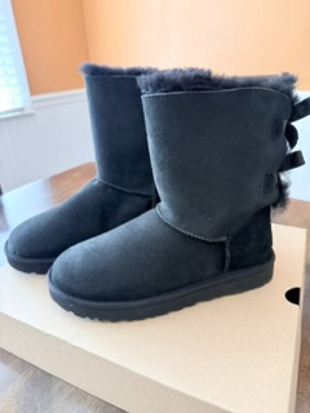 UGG Bailey Bow II Boots - Black - Women's 8